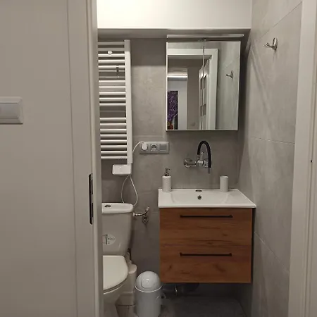 Przytulny Z Tarasem By Renters Legionowo