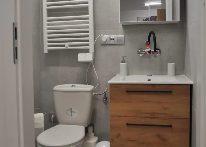 Przytulny Z Tarasem By Renters Apartament Legionowo