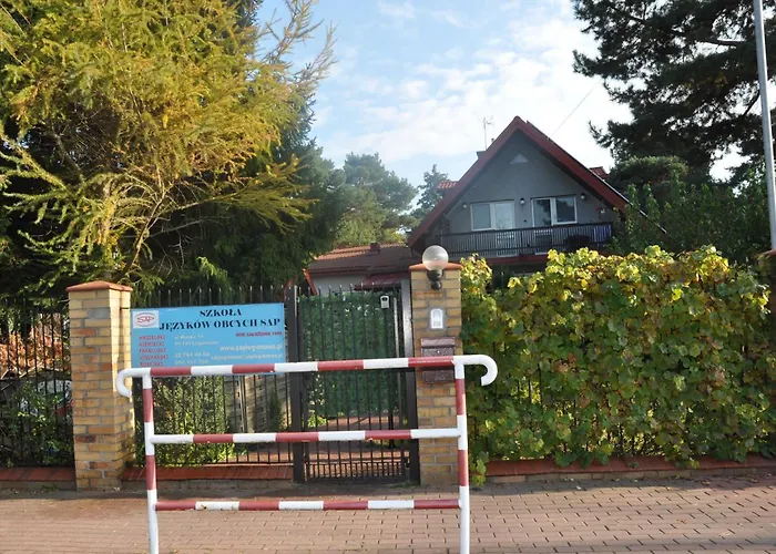 Przytulny Z Tarasem By Renters Apartament